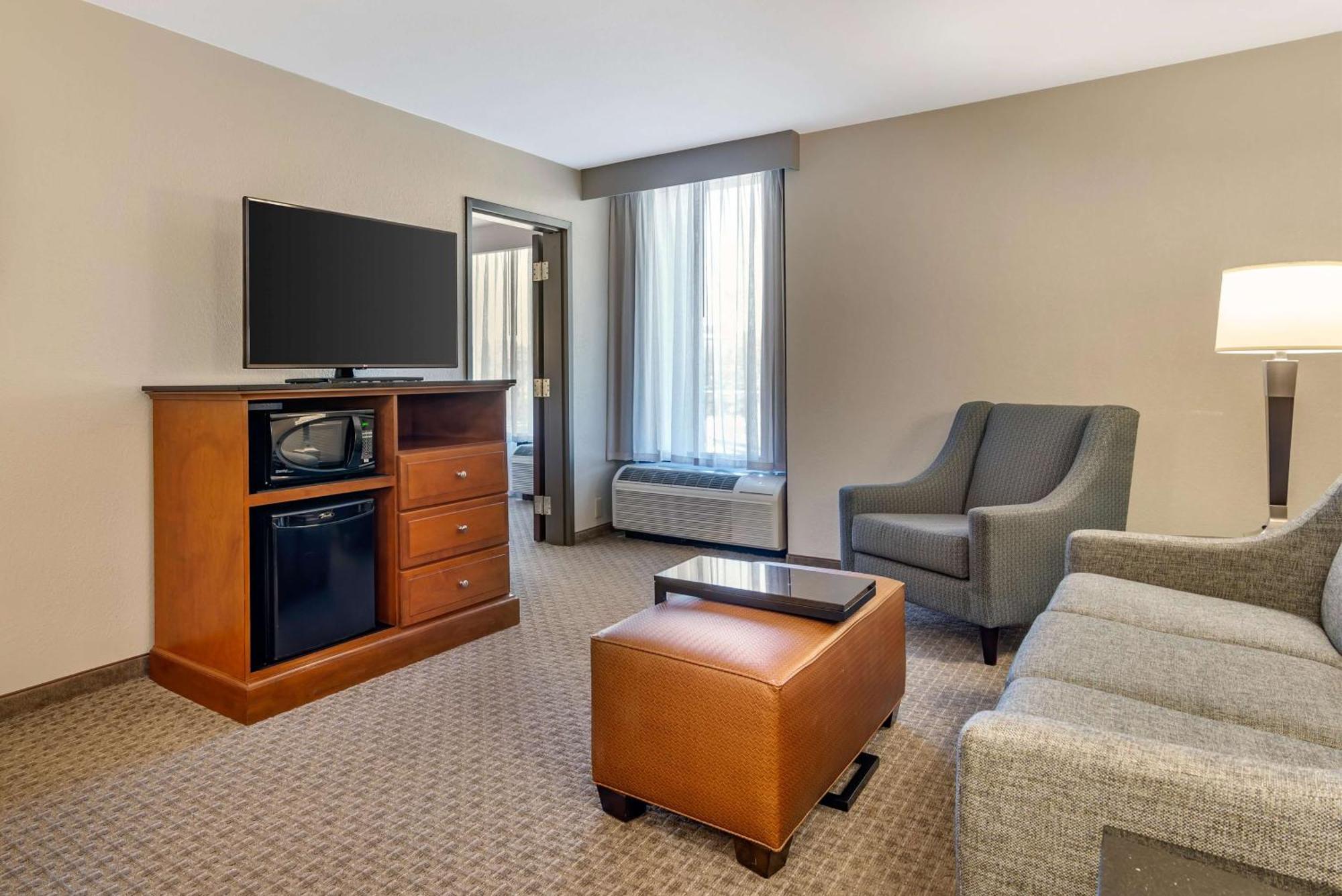 Drury Inn & Suites Atlanta Airport College Park Екстериор снимка