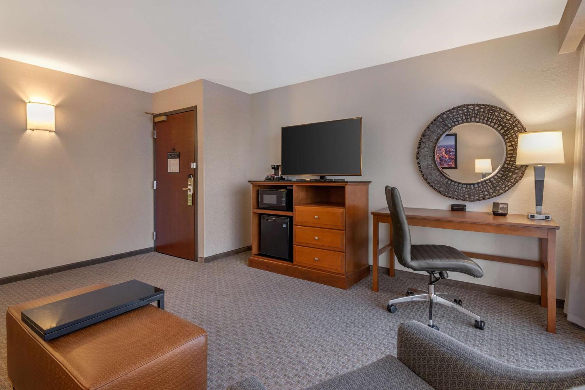 Drury Inn & Suites Atlanta Airport College Park Екстериор снимка